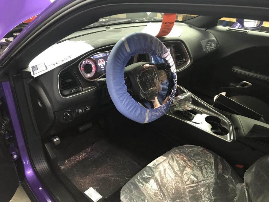 Интерьер Dodge Challenger SRT Demon (LC) 2018 года  (фото 57 из 162)
